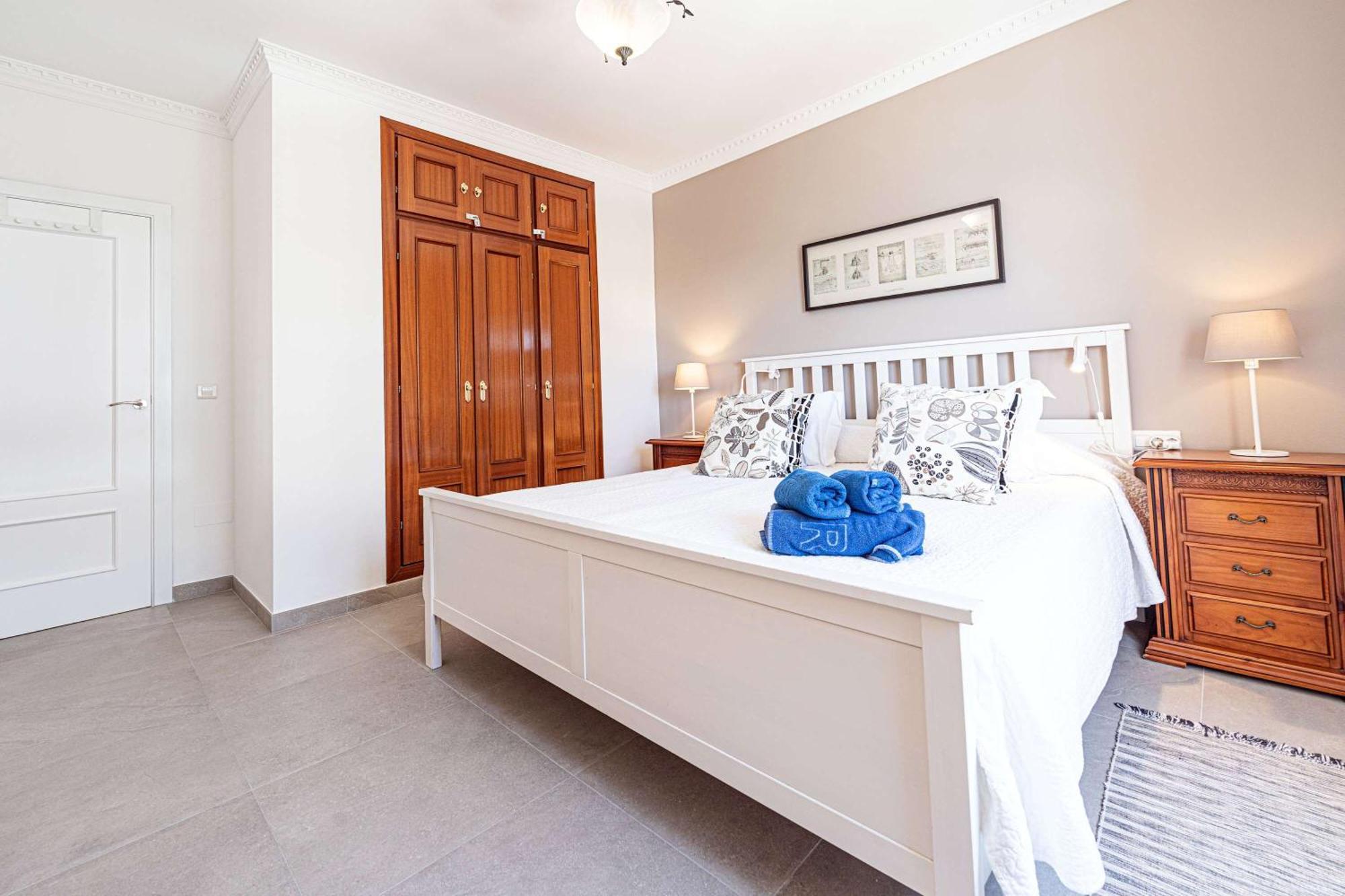 Toboso 1 Apartment Нерха Екстериор снимка